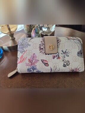 Giani Bernini AIO Sea Print Wallet
